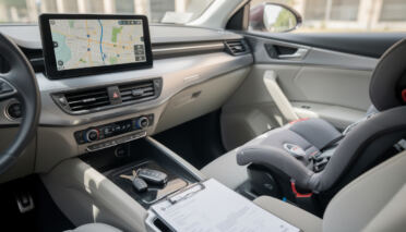 The role of gps and extras in car rental options 4 explore the importance of gps and additional features in enhancing car rental experiences, offering convenience, safety, and personalized options for travelers.